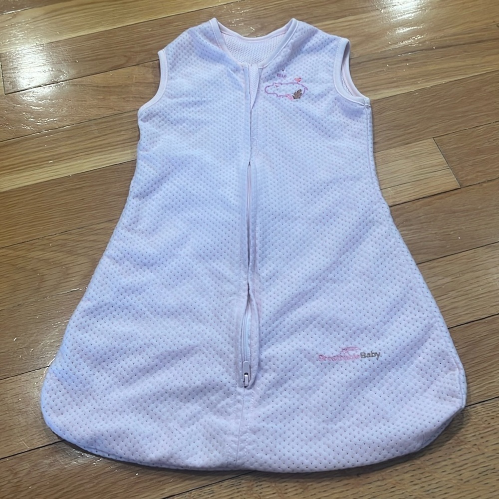 Breathable baby sack wearable blanket pink size small 0-6 months .